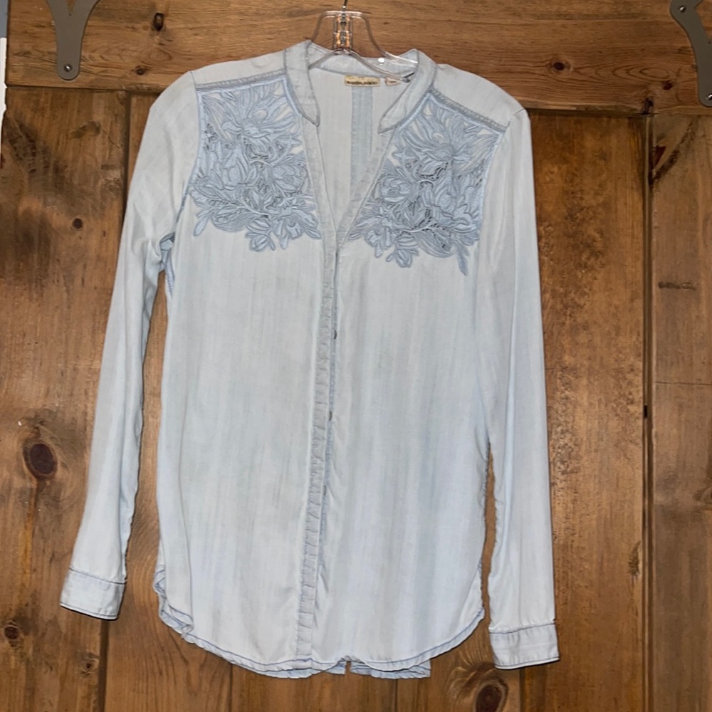 Button Down Light wash chambray top